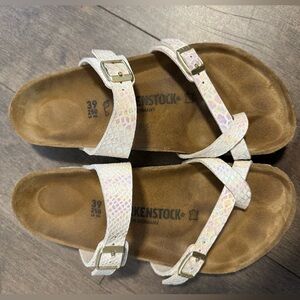 Birkenstock Mayari Sandal